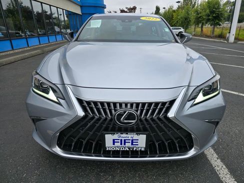 Used 2022 Lexus ES 250 w/ Premium Package image 9