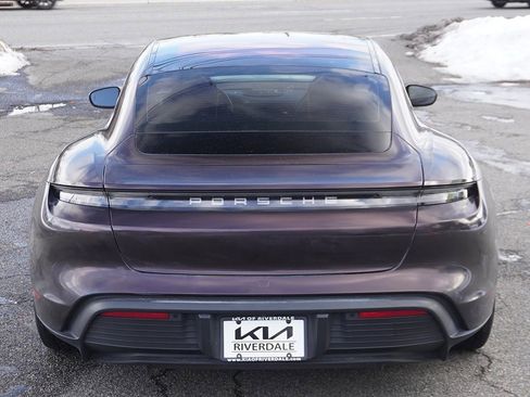 Used 2021 Porsche Taycan 4S image 11