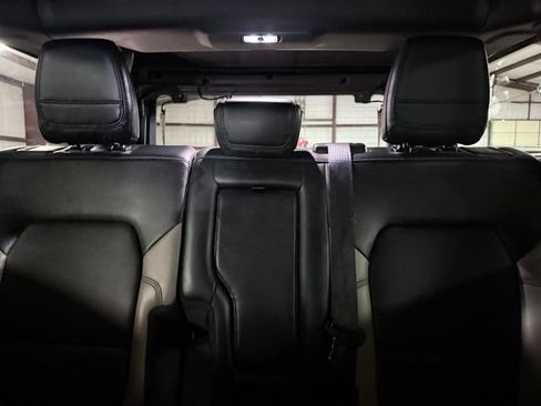 Used 2023 Ford Bronco Wildtrak AWD/4WD image 19