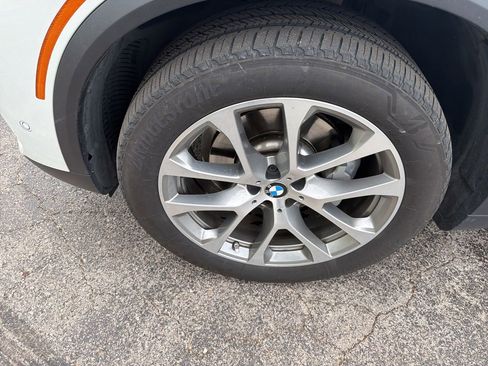 Used 2019 BMW X5 xDrive40i w/ Executive Package AWD/4WD image 8
