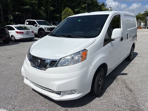 Used 2017 Nissan NV200 SV w/ Technology Package FWD image 5