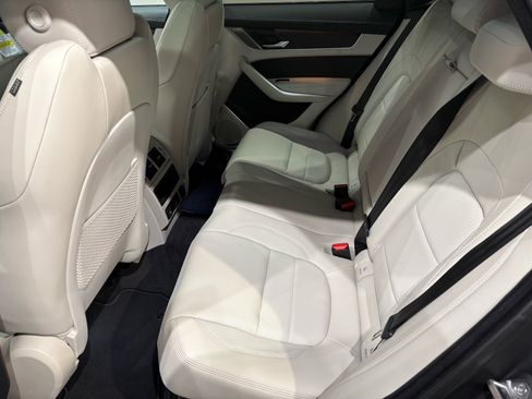 New 2026 Jaguar F-PACE R-Dynamic S image 11