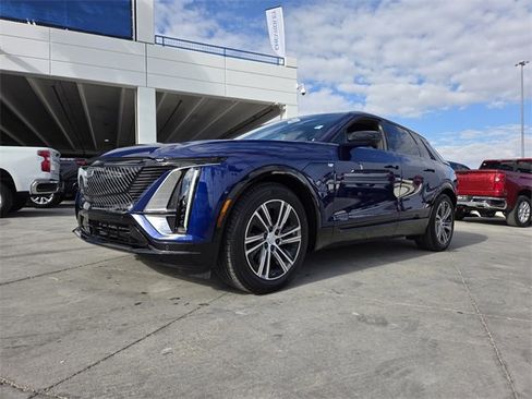 Used 2024 Cadillac Lyriq Luxury w/ LPO, Floor Liner Package image 2