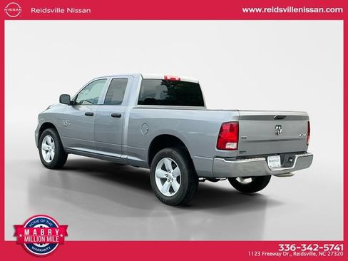 Used 2024 RAM 1500 Classic SLT AWD/4WD image 4