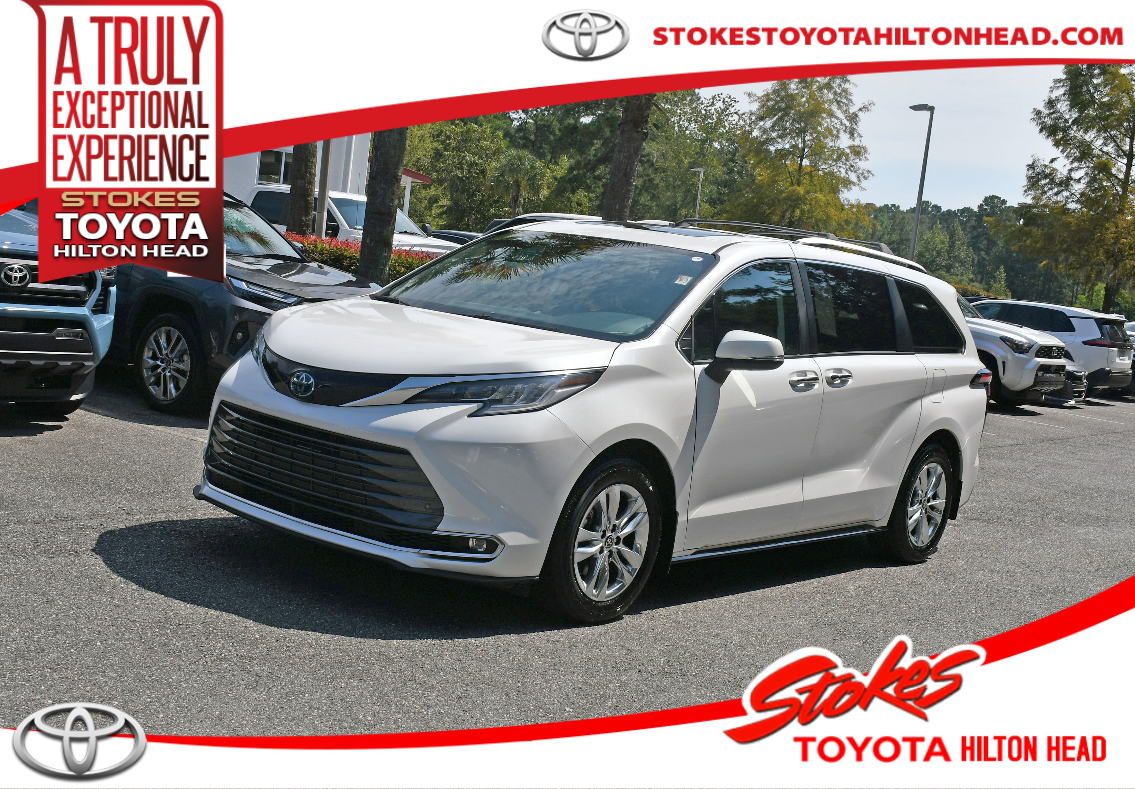 Certified 2024 Toyota Sienna Limited FWD image 1