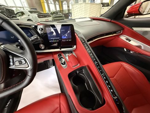 Used 2022 Chevrolet Corvette Stingray Premium Cpe w/ Z51 Performance Package image 14