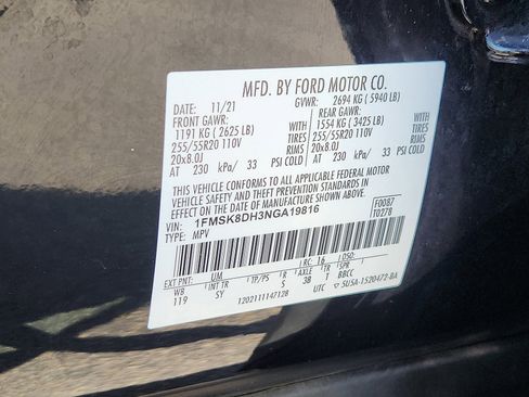 Certified 2022 Ford Explorer XLT w/ Equipment Group 202A image 27