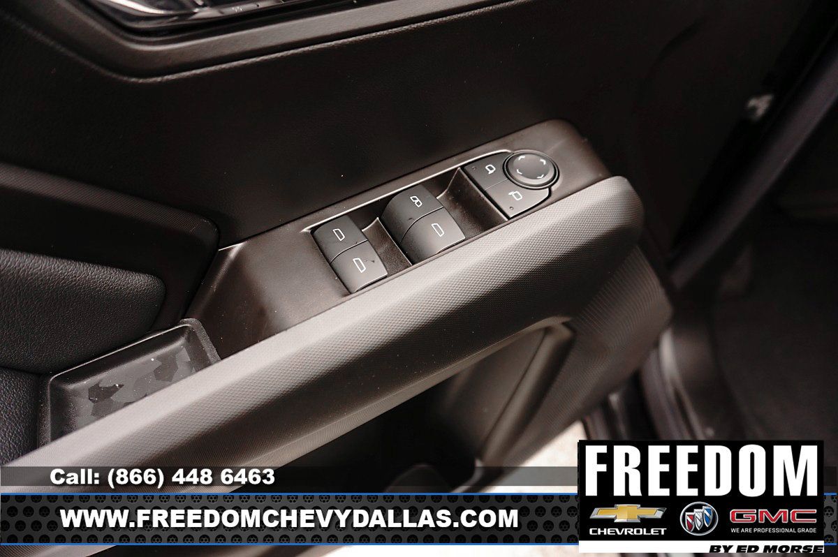 New 2026 GMC Canyon Elevation w/ Convenience Package RWD image 39