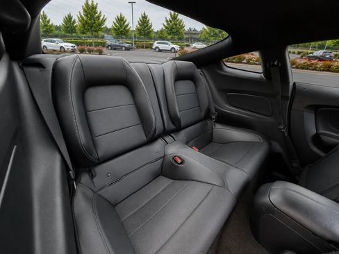 Used 2017 Ford Mustang GT Premium w/ Equipment Group 401A RWD image 15