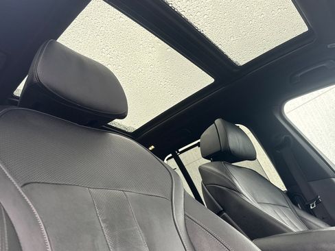 Used 2020 BMW X5 M50i w/ Executive Package image 18