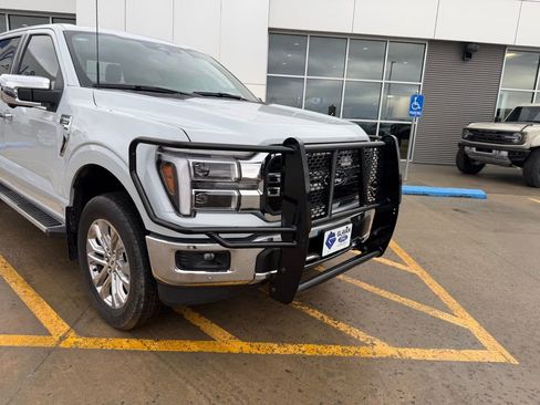 Used 2025 Ford F150 Lariat w/ Equipment Group 501A Mid image 30