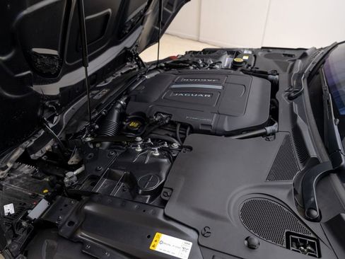 Used 2024 Jaguar F-TYPE R-Dynamic RWD image 39