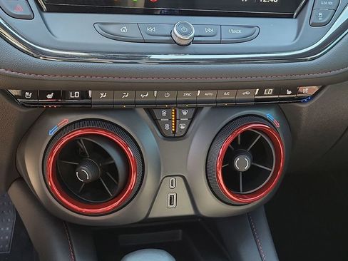 Certified 2024 Chevrolet Blazer RS w/ Driver Confidence II Package image 36