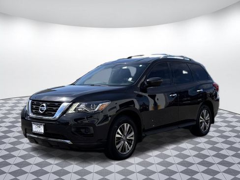 Used 2019 Nissan Pathfinder S AWD/4WD image 3