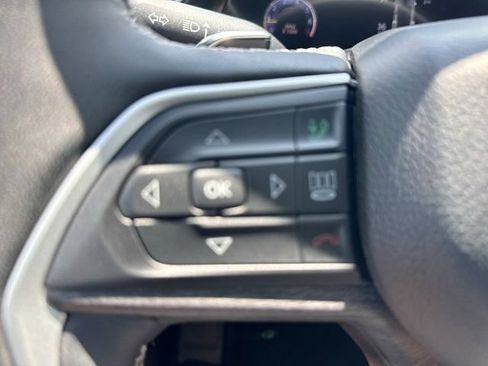 Used 2023 Jeep Grand Cherokee Limited RWD image 27