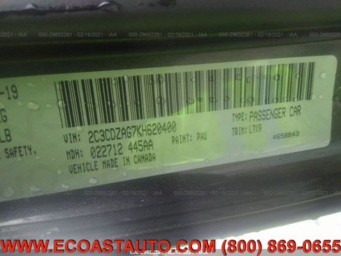 Used 2019 Dodge Challenger SXT image 9