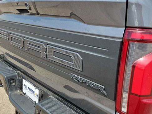 Used 2025 Ford F150 Raptor AWD/4WD image 23