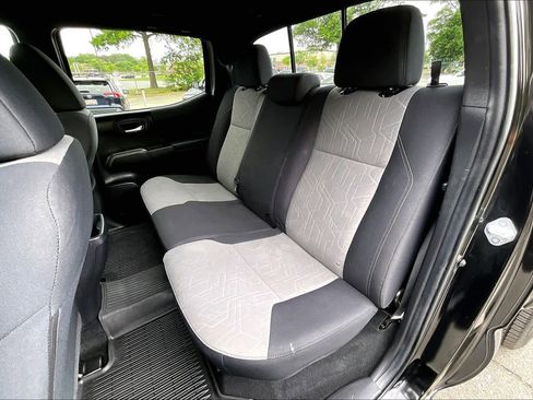 Used 2023 Toyota Tacoma TRD Sport AWD/4WD image 20