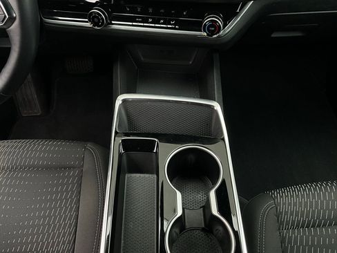 Used 2025 Chevrolet Equinox LT image 14