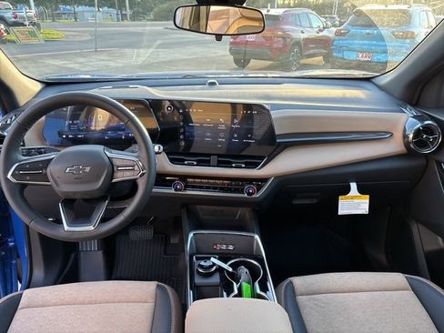 New 2026 Chevrolet Equinox ACTIV w/ Convenience Package III AWD/4WD image 15