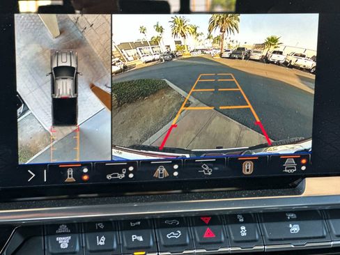 New 2025 GMC Sierra 2500 SLT w/ SLT Premium Package image 19