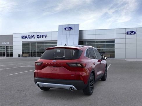 New 2026 Ford Escape SE FWD image 8