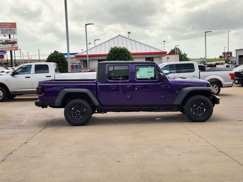 New 2026 Jeep Gladiator Sport AWD/4WD image 7