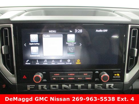 New 2025 Nissan Frontier SL image 23