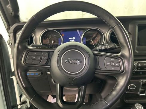 Used 2023 Jeep Wrangler Unlimited w/ Cold Weather Group image 11