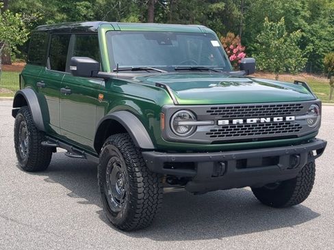 Certified 2025 Ford Bronco Badlands AWD/4WD image 1