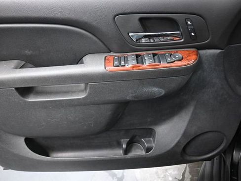Used 2013 Chevrolet Tahoe LT AWD/4WD image 13
