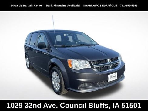 Used 2018 Dodge Grand Caravan SE w/ UConnect Hands-Free Group FWD image 1