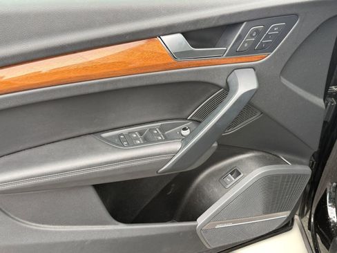 Used 2023 Audi Q5 2.0T Premium Plus w/ Premium Plus Package image 13