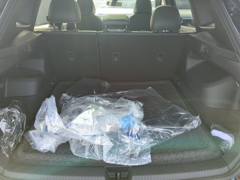 New 2026 Volkswagen Tiguan SE R-Line image 32