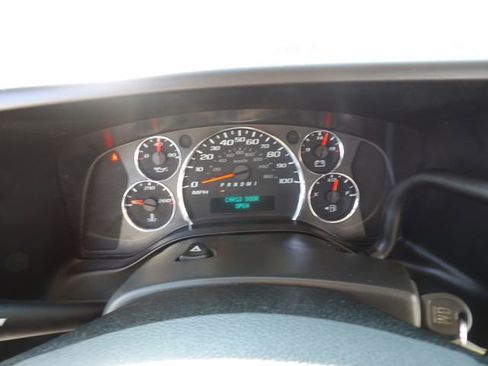 Used 2020 Chevrolet Express 2500 Extended w/ Driver Convenience Package image 24