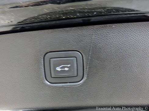 Certified 2025 Chevrolet Blazer RS image 22