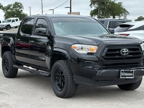 Certified 2023 Toyota Tacoma SR AWD/4WD image 3