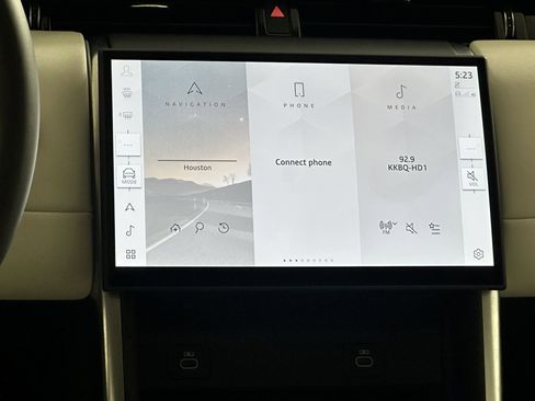 Certified 2025 Land Rover Discovery Sport S image 23