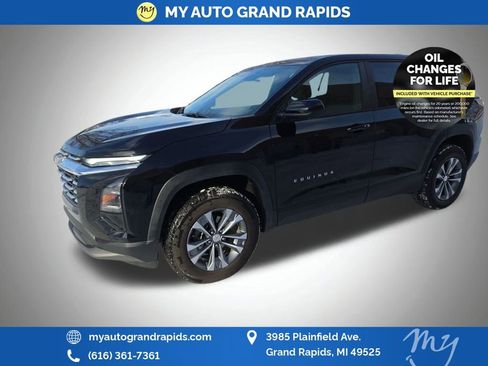 Used 2026 Chevrolet Equinox LT w/ Convenience Package II image 3