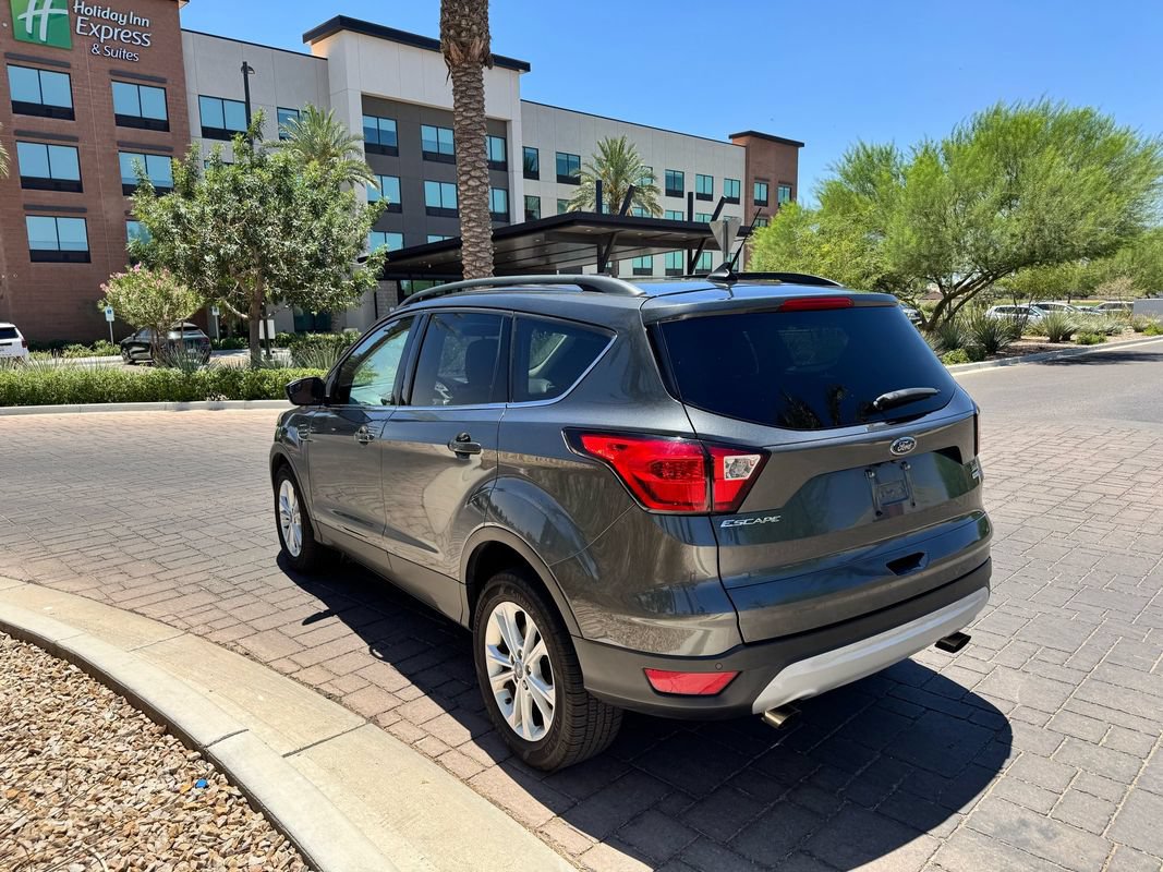Used 2019 Ford Escape SEL AWD/4WD image 5