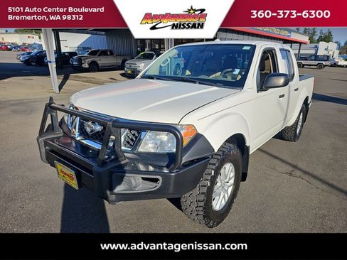 Used 2016 Nissan Frontier SV image 1