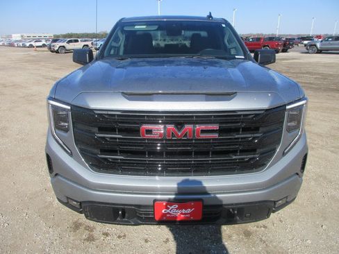 New 2026 GMC Sierra 1500 Elevation image 11