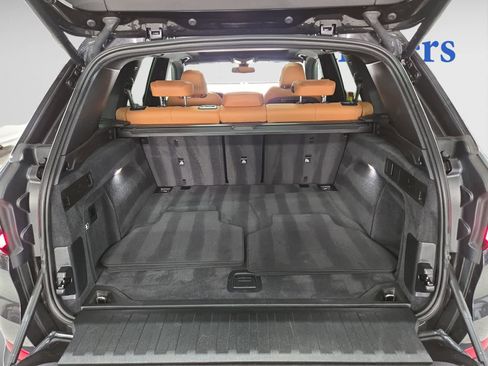 Used 2023 BMW X5 xDrive40i w/ Premium Package image 4