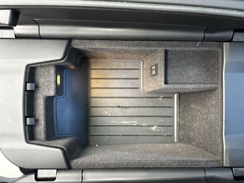 Used 2021 BMW 530i xDrive w/ Premium Package image 21