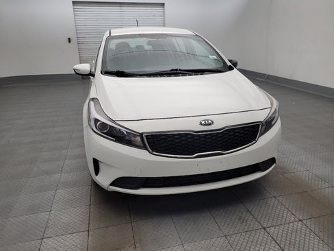 Used 2017 Kia Forte LX FWD image 14