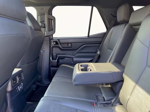 Used 2025 Toyota 4Runner TRD Sport Premium AWD/4WD image 28