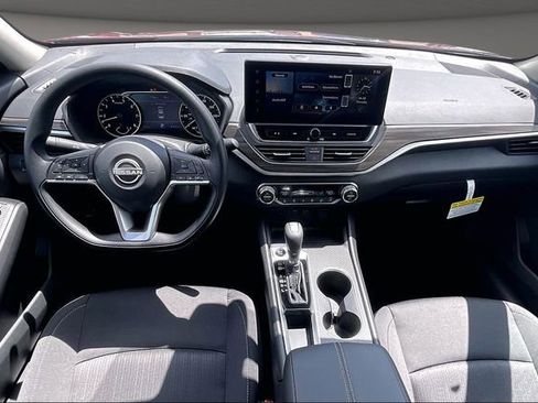 New 2026 Nissan Altima 2.5 SV w/ SV Special Edition Package FWD image 5