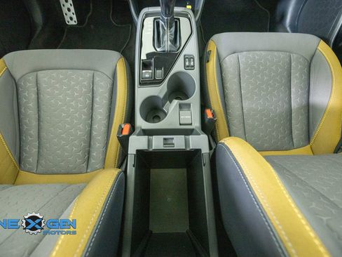 Used 2025 Subaru Crosstrek 2.5i Sport w/ Crosstrek Mirror Package AWD/4WD image 29