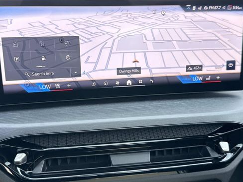 New 2026 BMW 330i xDrive Sedan w/ Premium Package AWD/4WD image 19