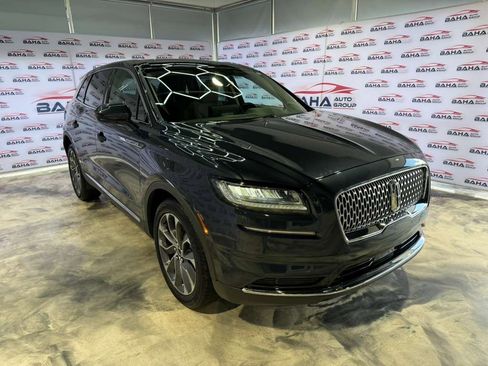 Used 2022 Lincoln Nautilus Reserve AWD/4WD image 5